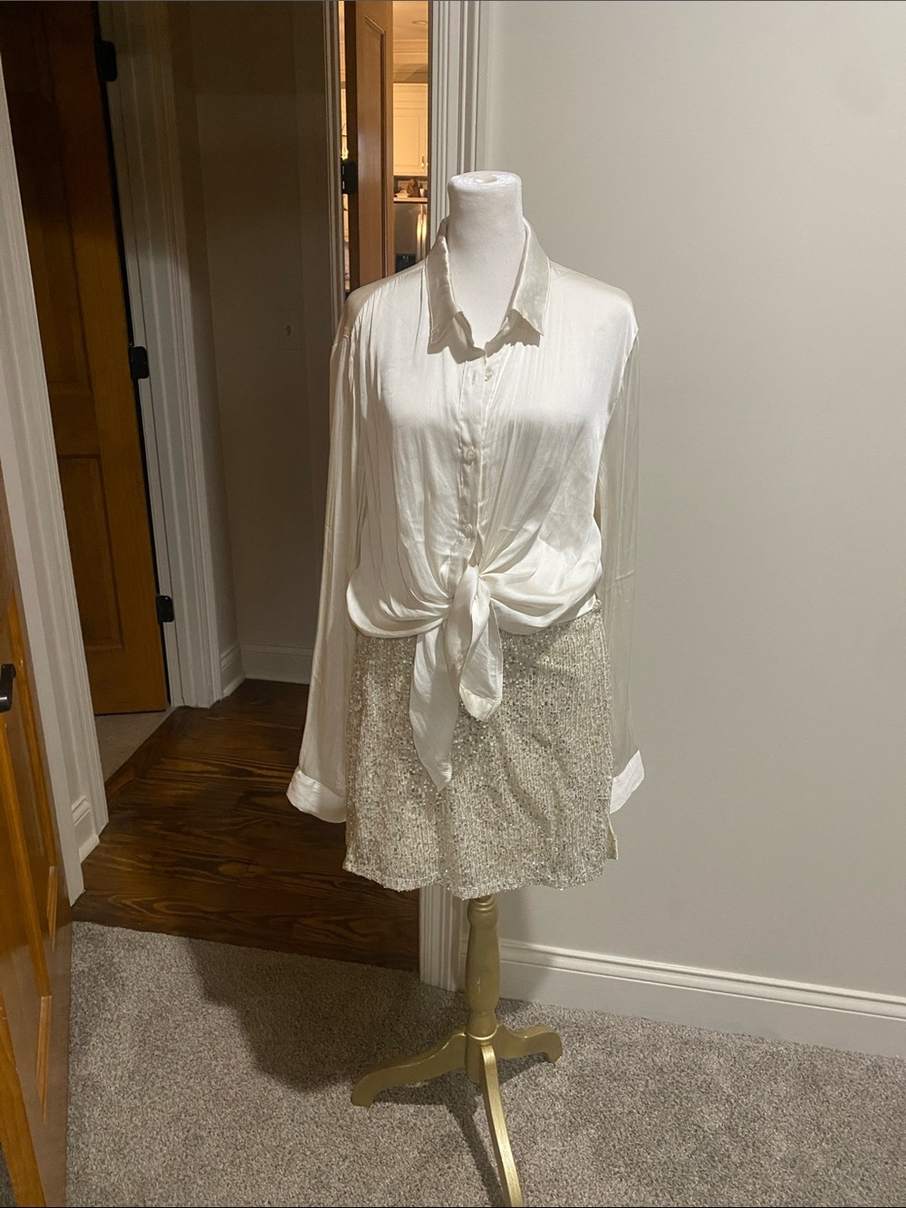 Mi Ami Off White Silky Top XL with Cream Sequin Skirt L